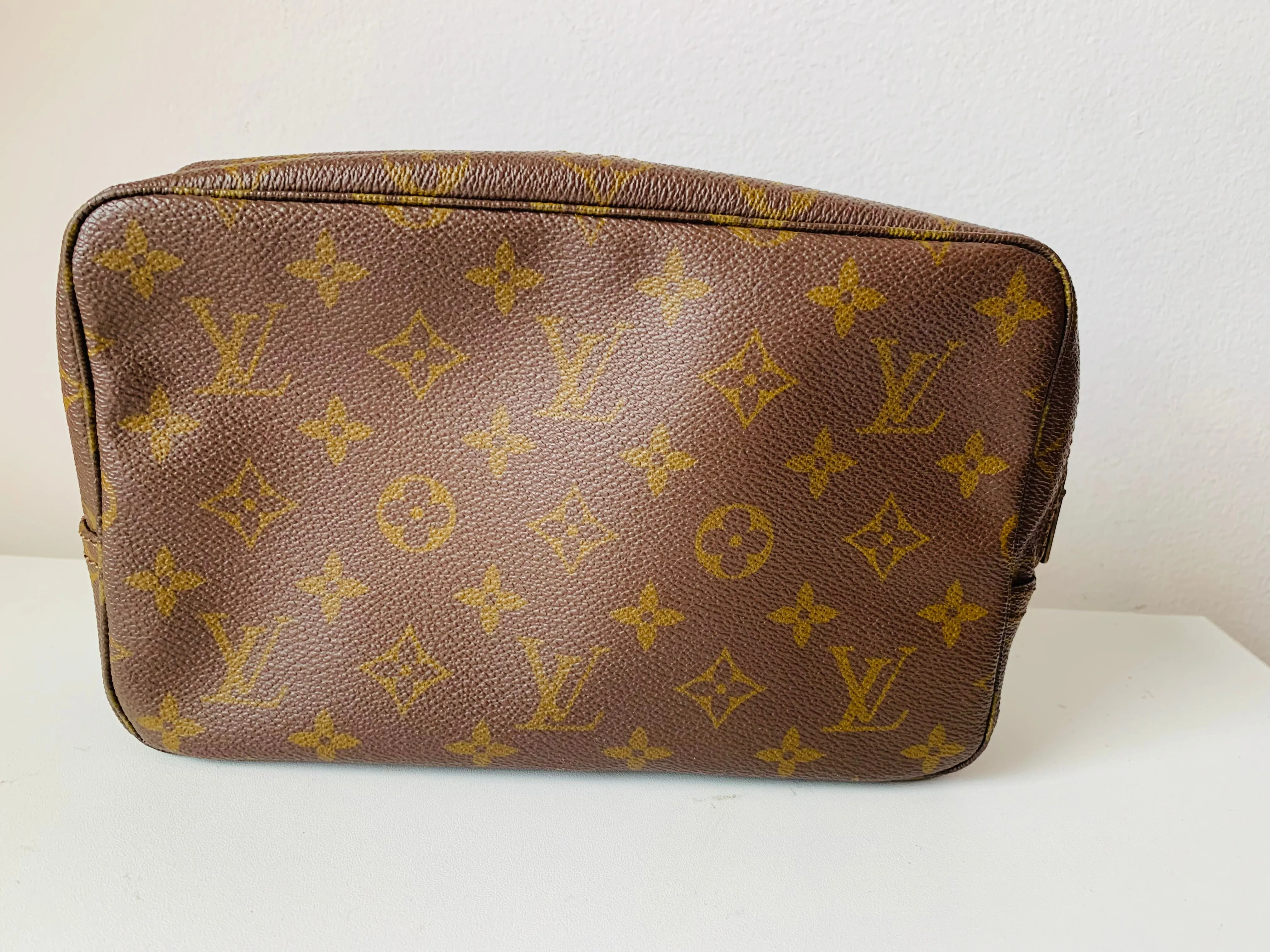 Louis Vuitton Vintage Brown Trousse 23 Monogram Canvas Cosmetic Bag/Toiletry Pouch